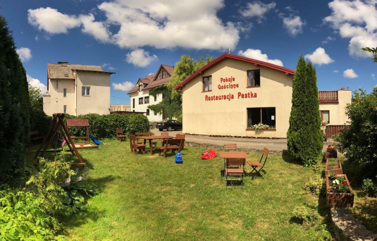 Pokoje Goscinne & Restauracja Pestka Choczewo Экстерьер фото